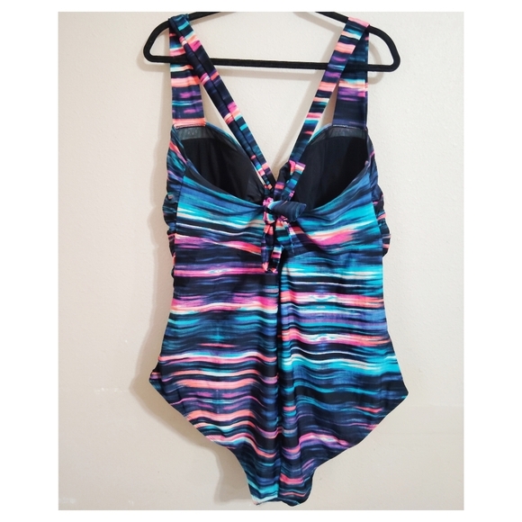 Torrid Multicolor Peekaboo One Piece Swimsuit Size 4 - Picture 3 of 8